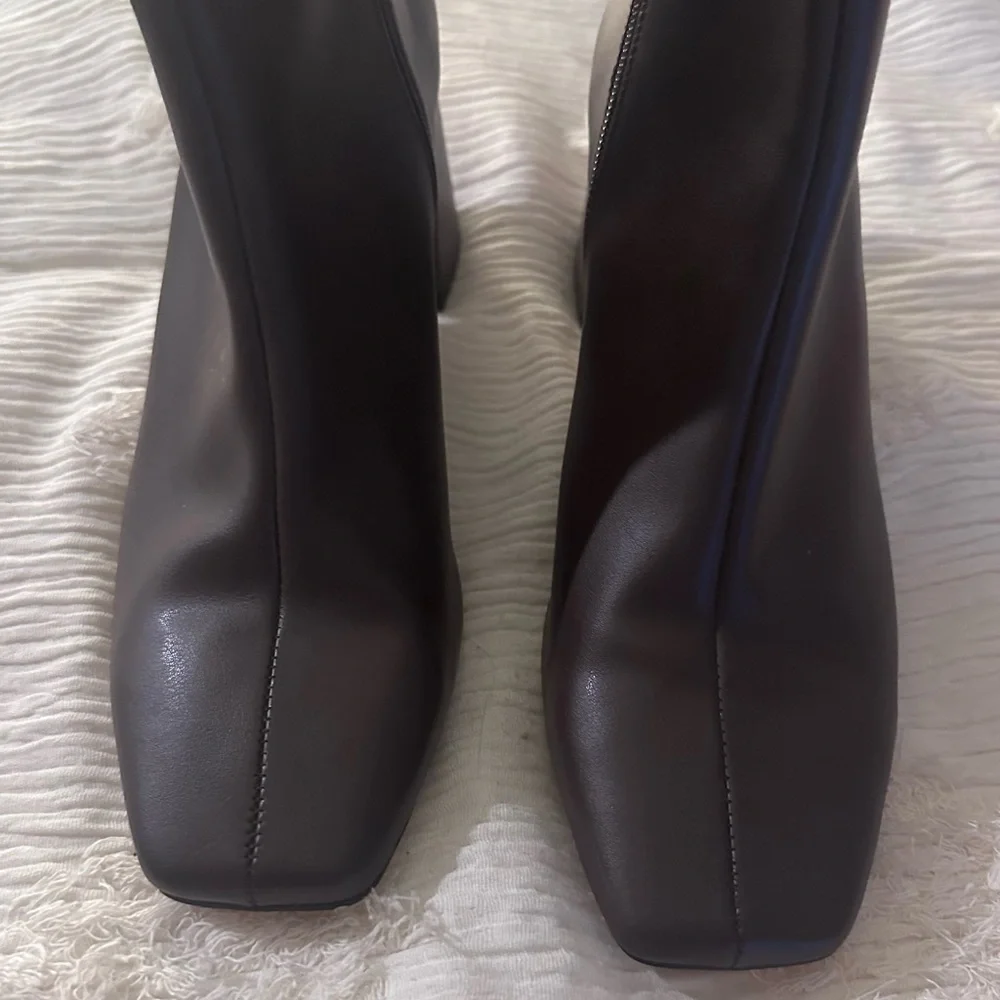 Alohas Vegan Square Toe Ankle Boots - Picture 3 of 4